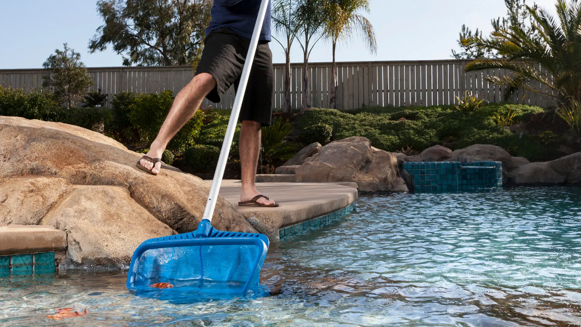 6 Tips for Selecting the Right Swimming Pool Maintenance Contractor in Singapore